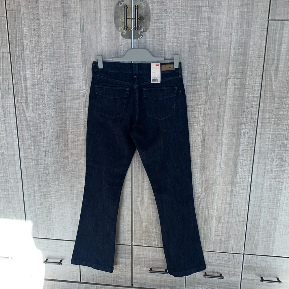 Levis Demi Curve Classic Rise Bootcut - Picture 9 of 16
